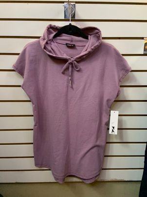 ISCA - Short Sleeve Hoodie Top