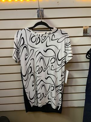 ISCA - Printed Short Sleeve Top