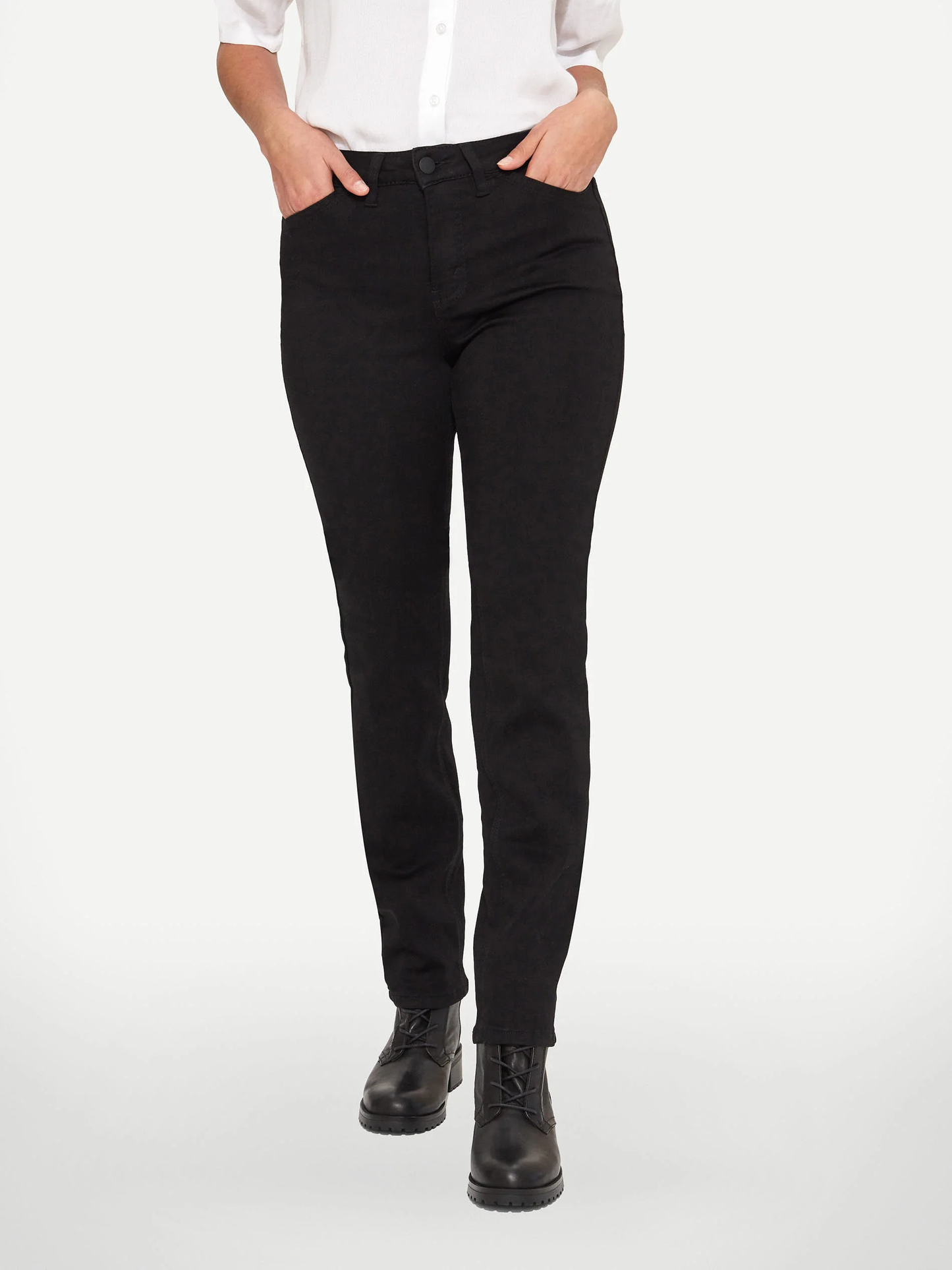 Lois - Georgia Straight - black